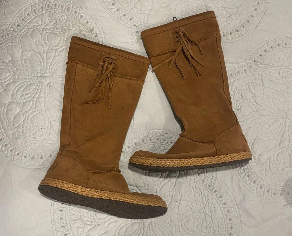UGG Emerie Moccasin Camel Boots Boho Women’s 6
